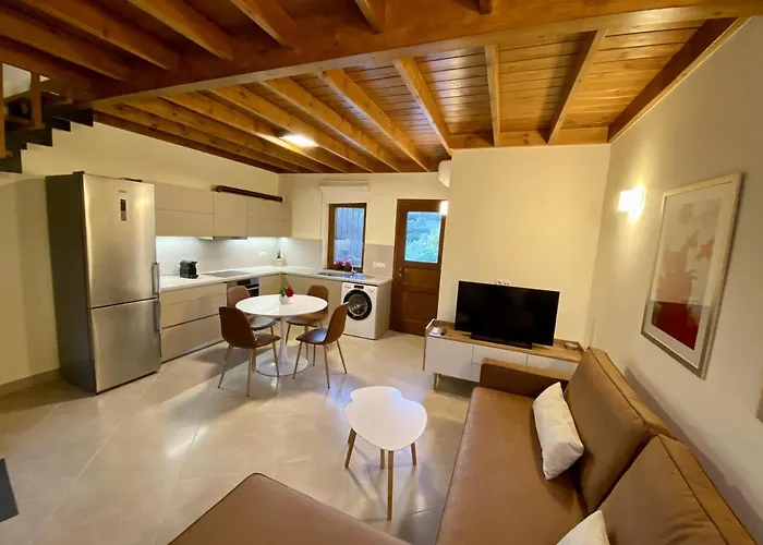 Greenview Maisonnette * Apollona